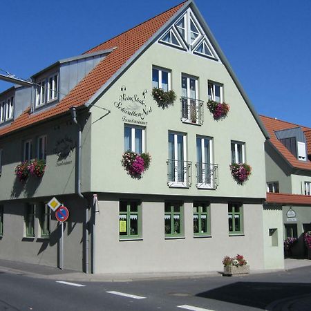 Hotel Weinstube Schwalbennest Karlstadt Esterno foto