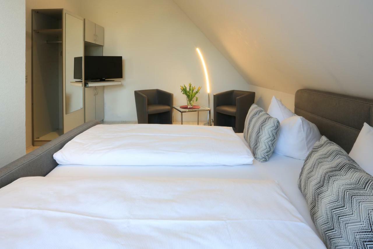 Hotel Weinstube Schwalbennest Karlstadt Esterno foto